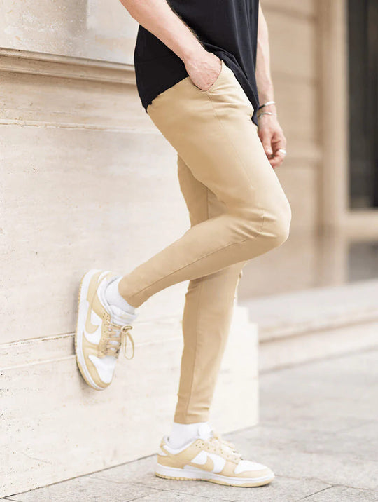 Smart Fit Set | Noa Pants Khaki + Aleano Black T-Shirt