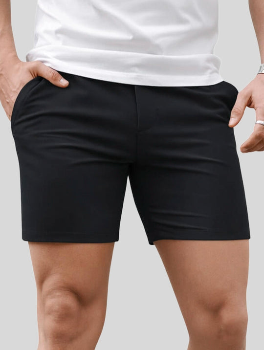Larion Shorts - Black