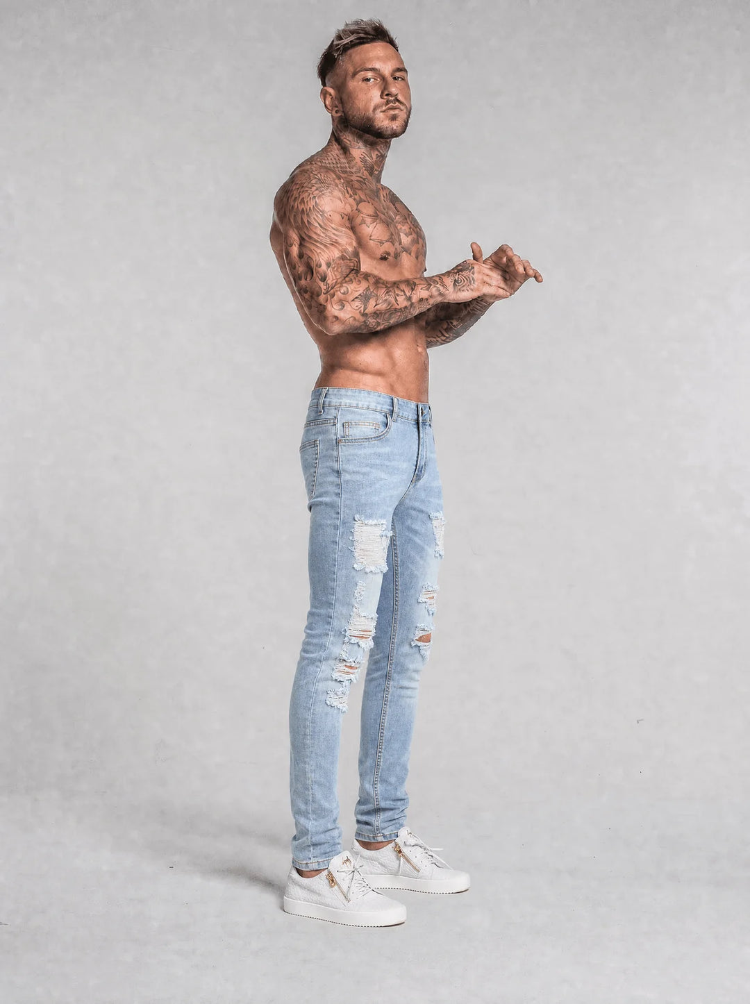 The Orlando Jeans - Ripped Light Blue