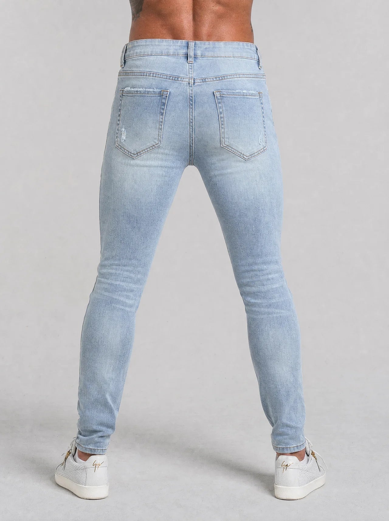 The Orlando Jeans - Ripped Light Blue