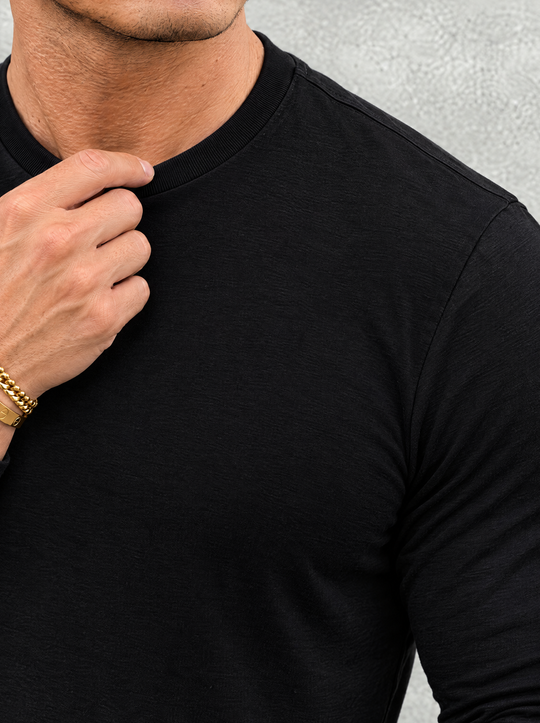 Tano Long Sleeve - Black - close-up of collar and fabric