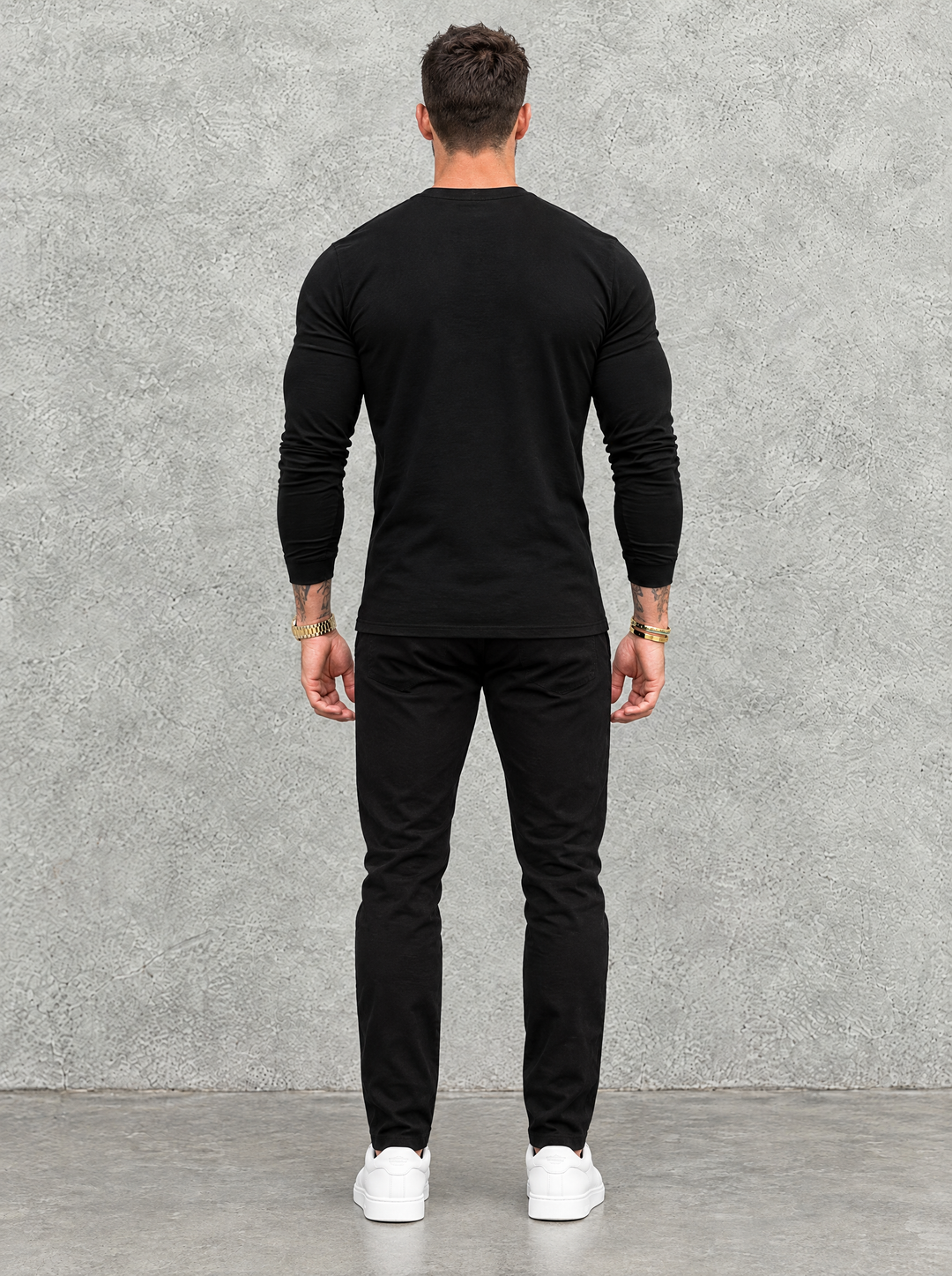 Tano Long Sleeve - Black - back view