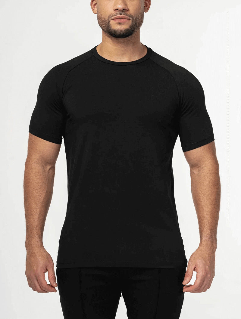Man wearing Balinaro Aleano mono t-shirt - 2 pack men’s slim fit style