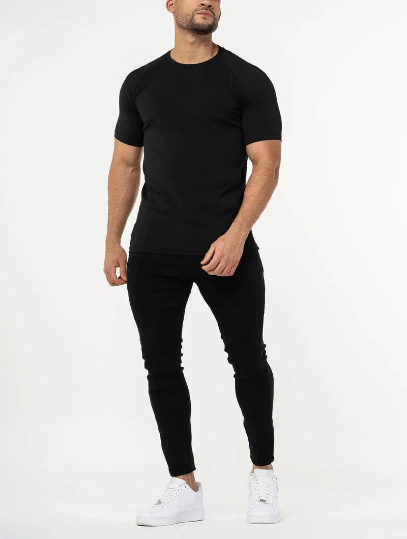 Smart Fit Set | Noa Pants Khaki + Aleano Black T-Shirt